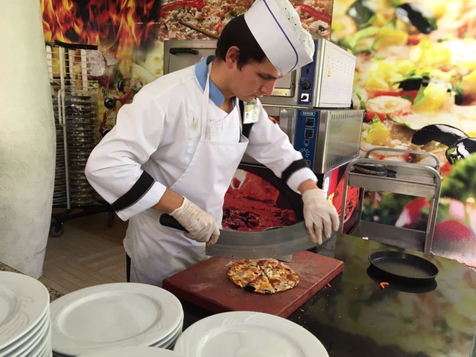 Pizza Hotel Delphin Imperial