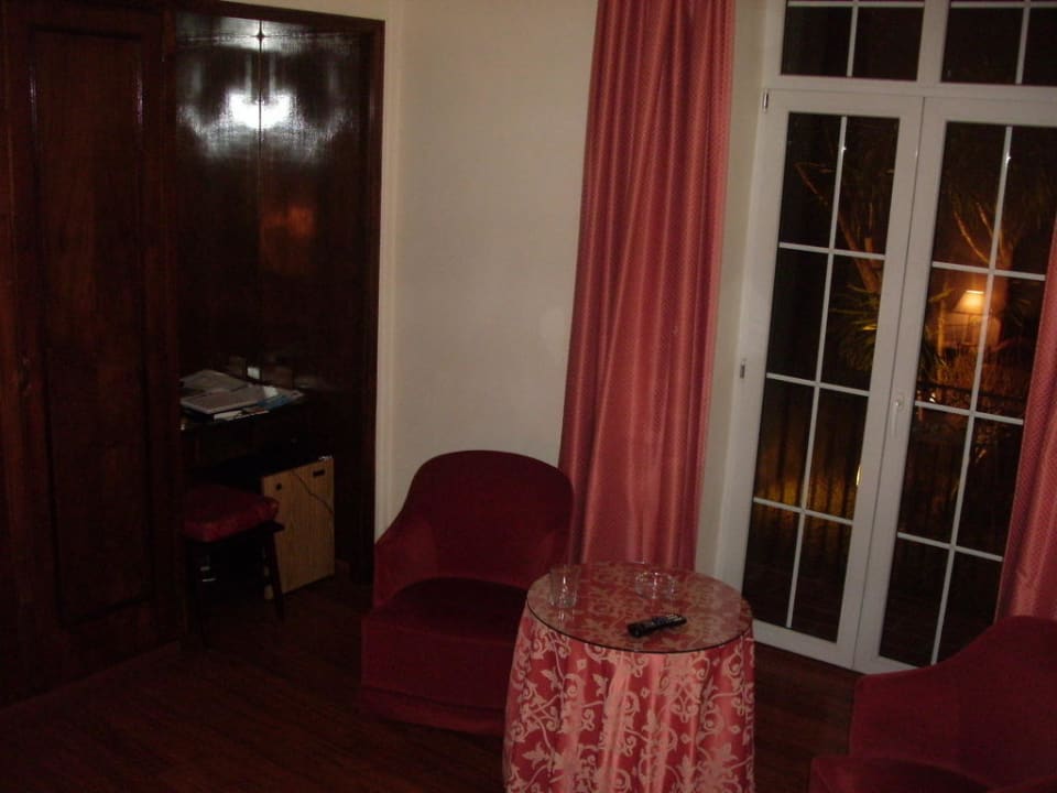 Zimmer Globales Reina Cristina