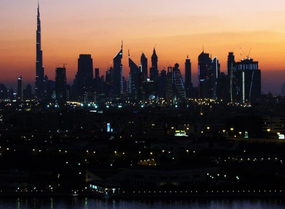 Downtown Golden Sands Hotel Creek