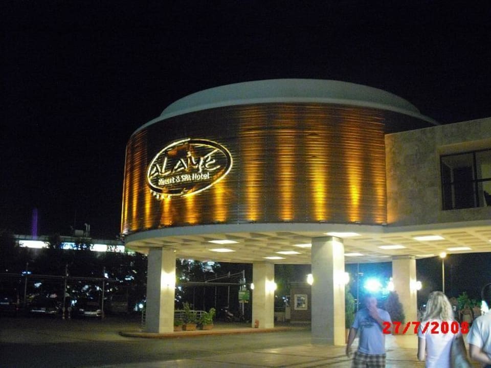 Haupteingang Alaiye Resort & Spa