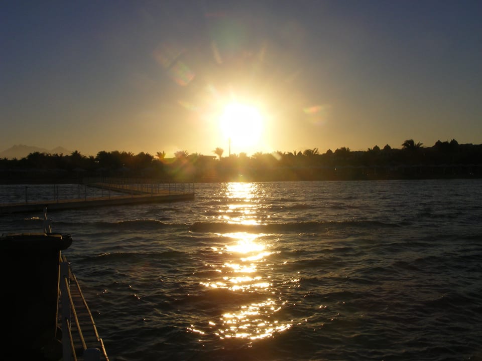 Sonnenuntergang am Strand Pharaoh Azur Resort