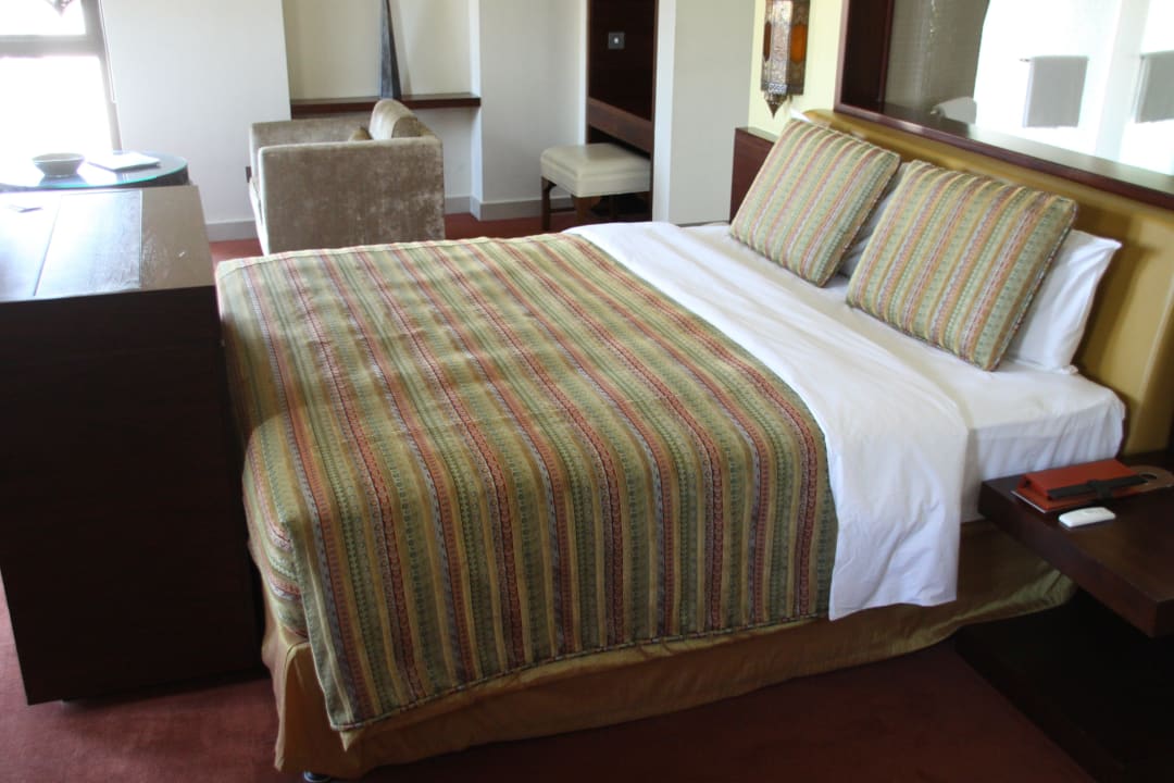 In der Kommode ist der TV The Heritage Hotel, Autograph Collection
