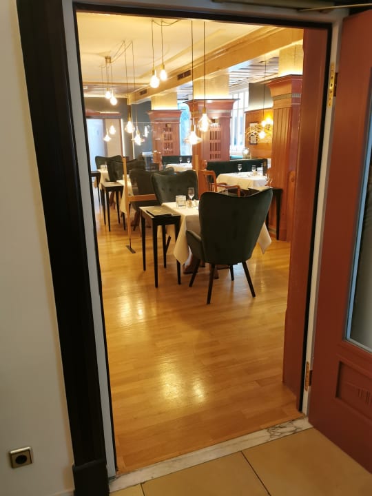 Gastro Hotel Holzapfel