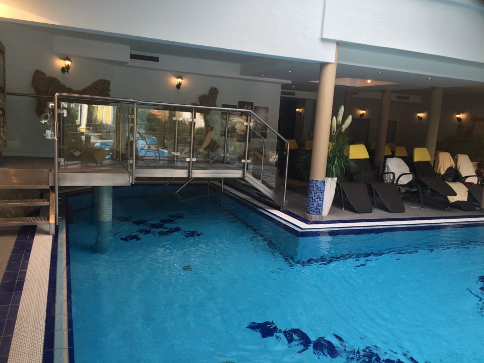 Innenpool warm Schlössl Hotel Kindl