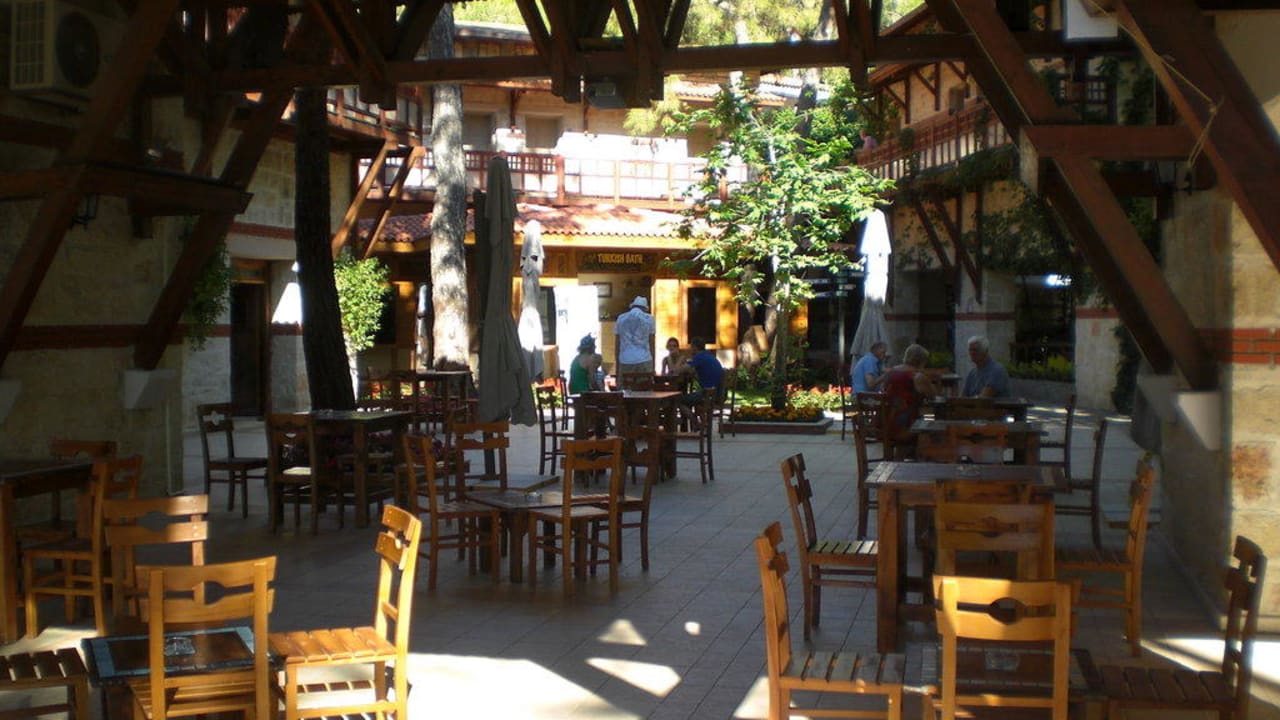 Türkisches Cafe in der Anlage Ulusoy Kemer Holiday Club