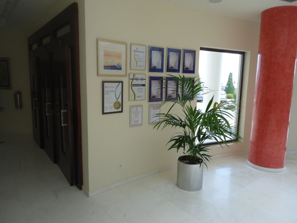 Mai 2011 Grand Hotel Holiday Resort