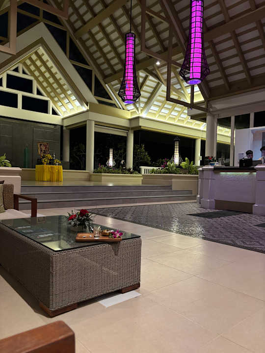 Lobby Hotel Angsana Laguna Phuket