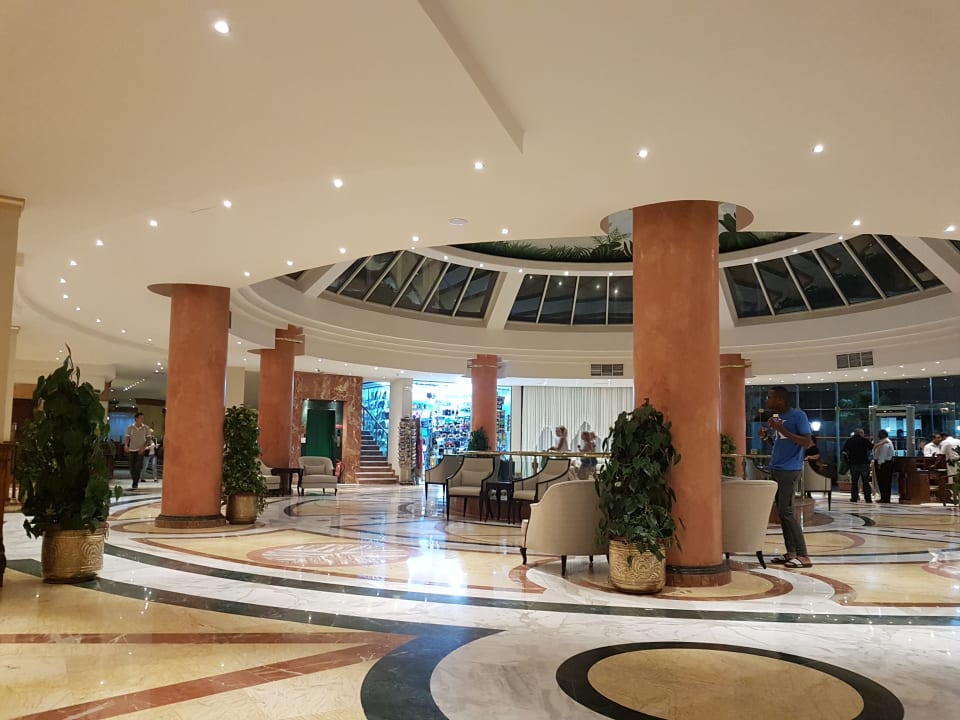 Lobby Sea Star Beau Rivage