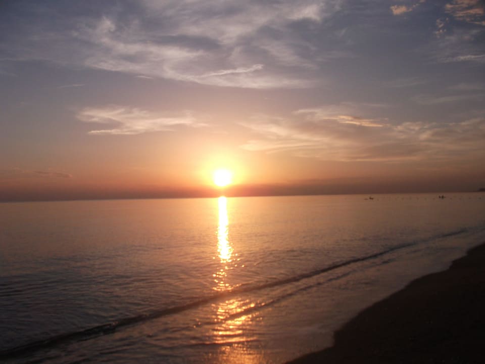 Herrlicher Sonnenuntergang Ende Oktober Club Turtas Beach Hotel