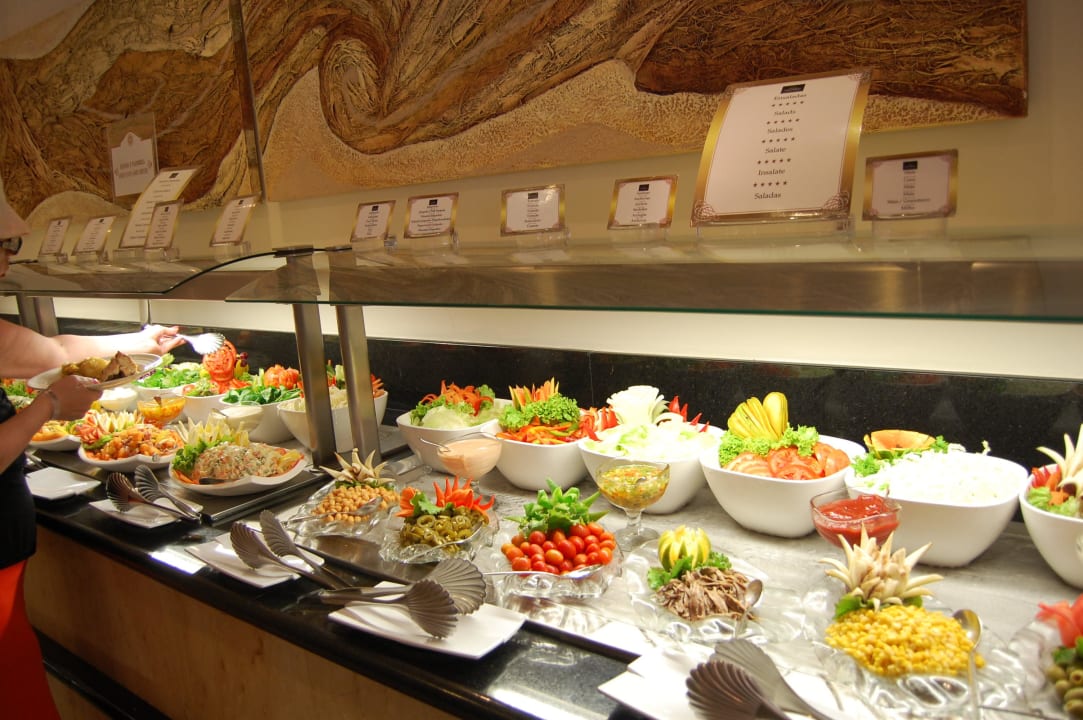 Bufet Bahia Principe Luxury Bouganville