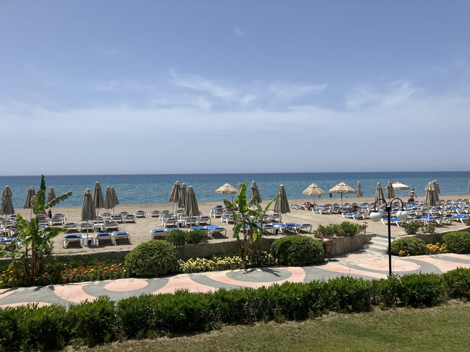 Strand Starlight Resort Hotel