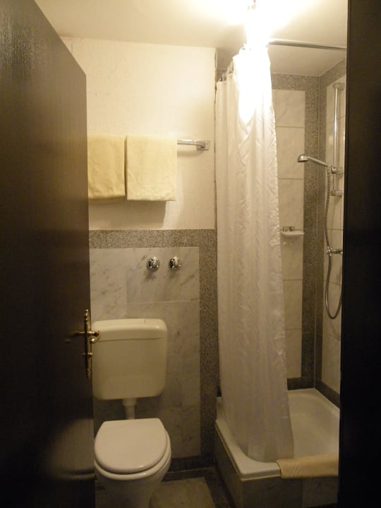 Bad / WC Runa´s Hotel