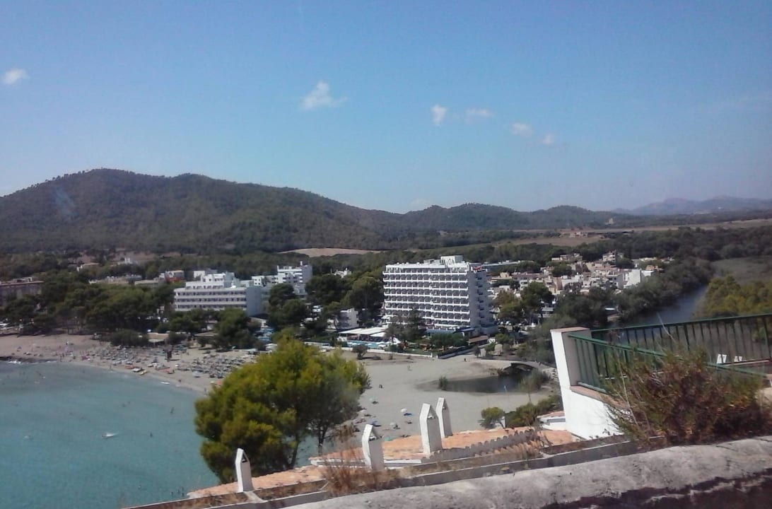 Blick auf Strand von Canyamel Canyamel Sun Aparthotel