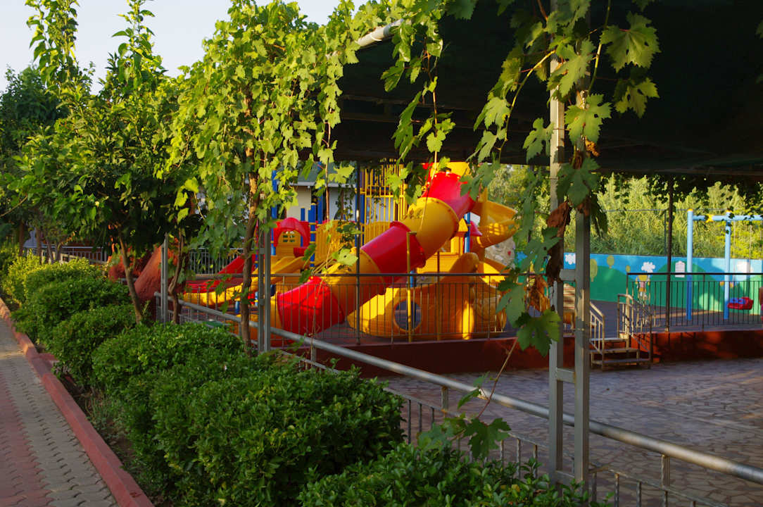 Spielplatz Saphir Hotel & Villas