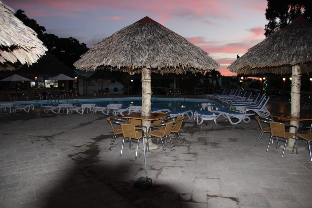 Pool Hotel Los Caneyes