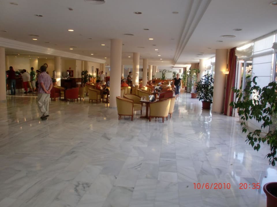 Lobby Garbí Cala Millor