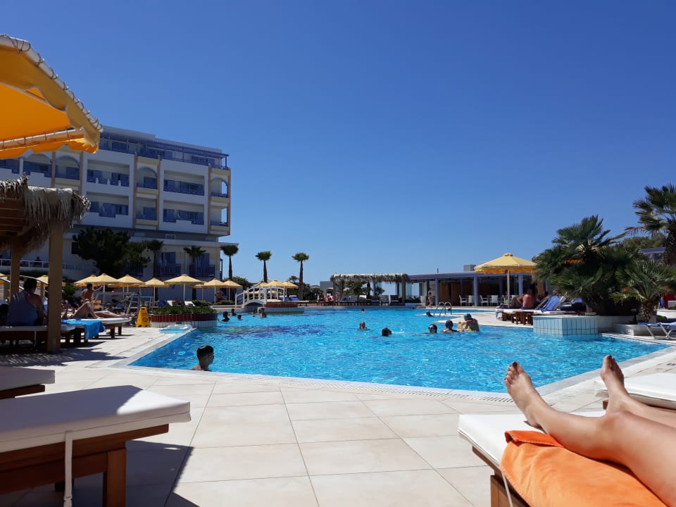 Pool Hotel Serita Beach