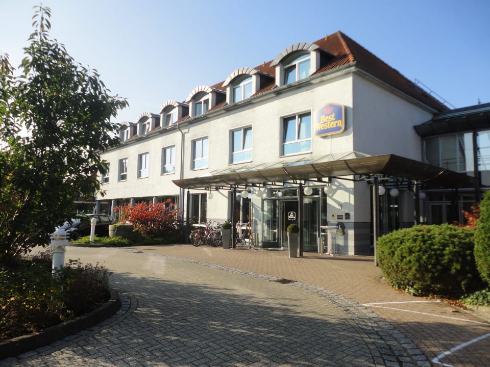 "Das Hotel Vom Weitem" Best Western Hotel Heidehof (Hermannsburg ...