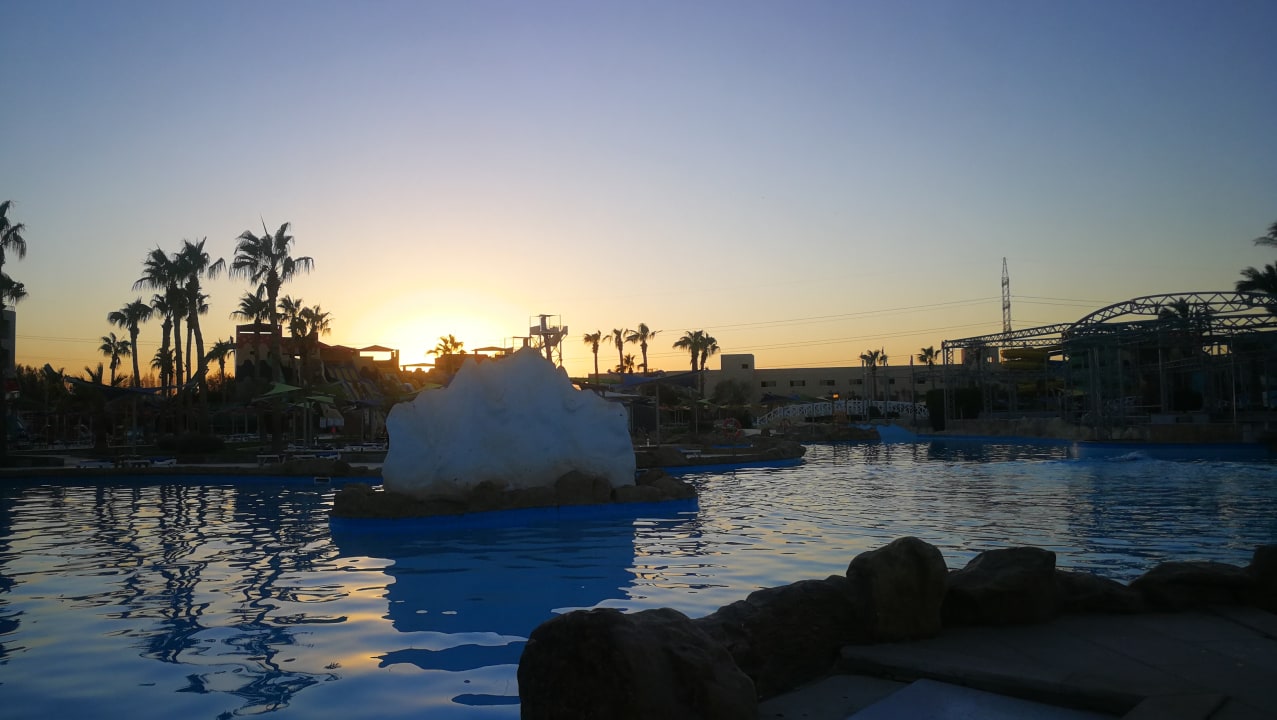 Pool Titanic Beach Spa & Aqua Park