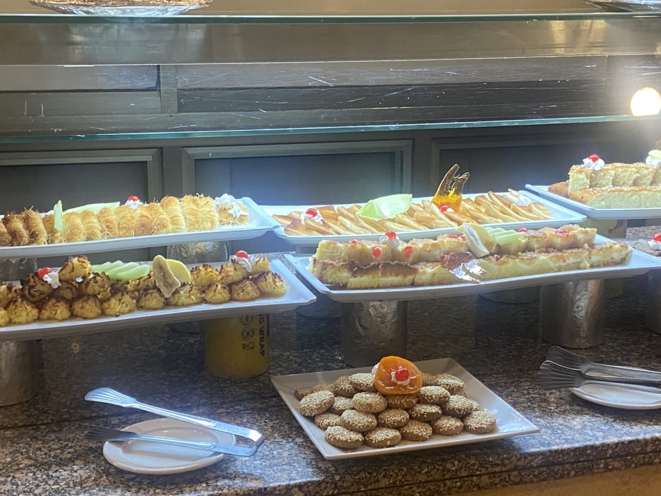 Gastro Eagles Paradise Abu Soma