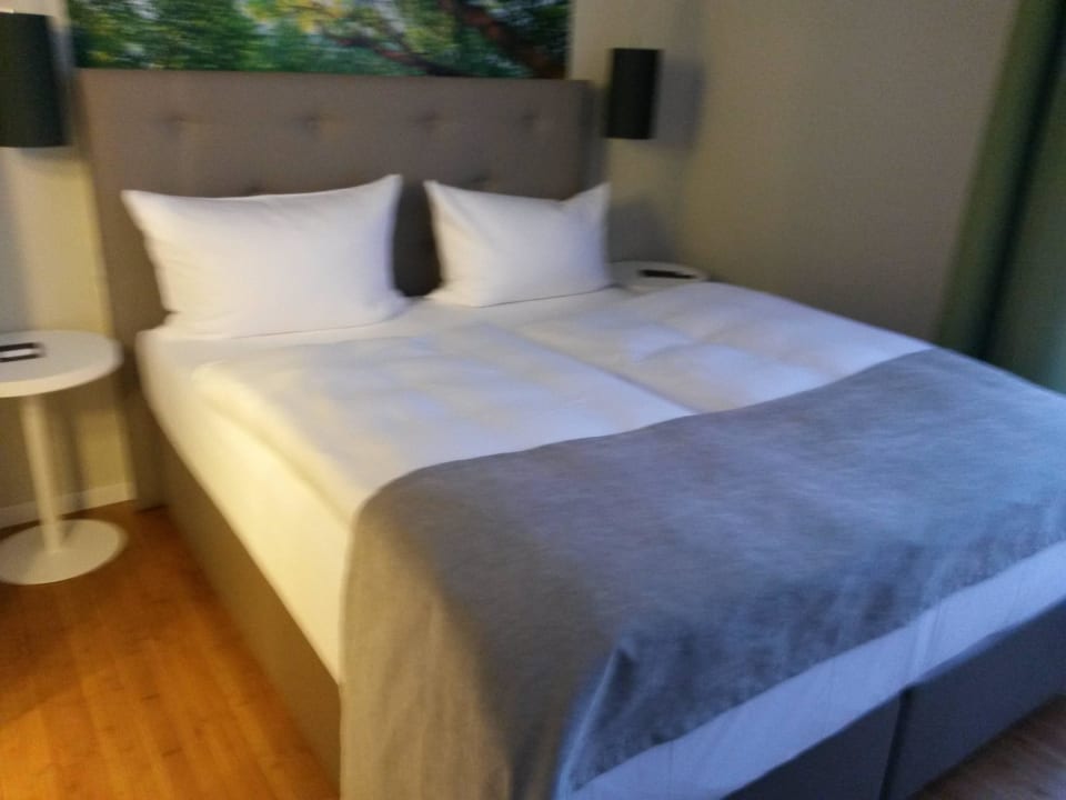 Bequemes Boxspringbett ACHAT Hotel Bremen City