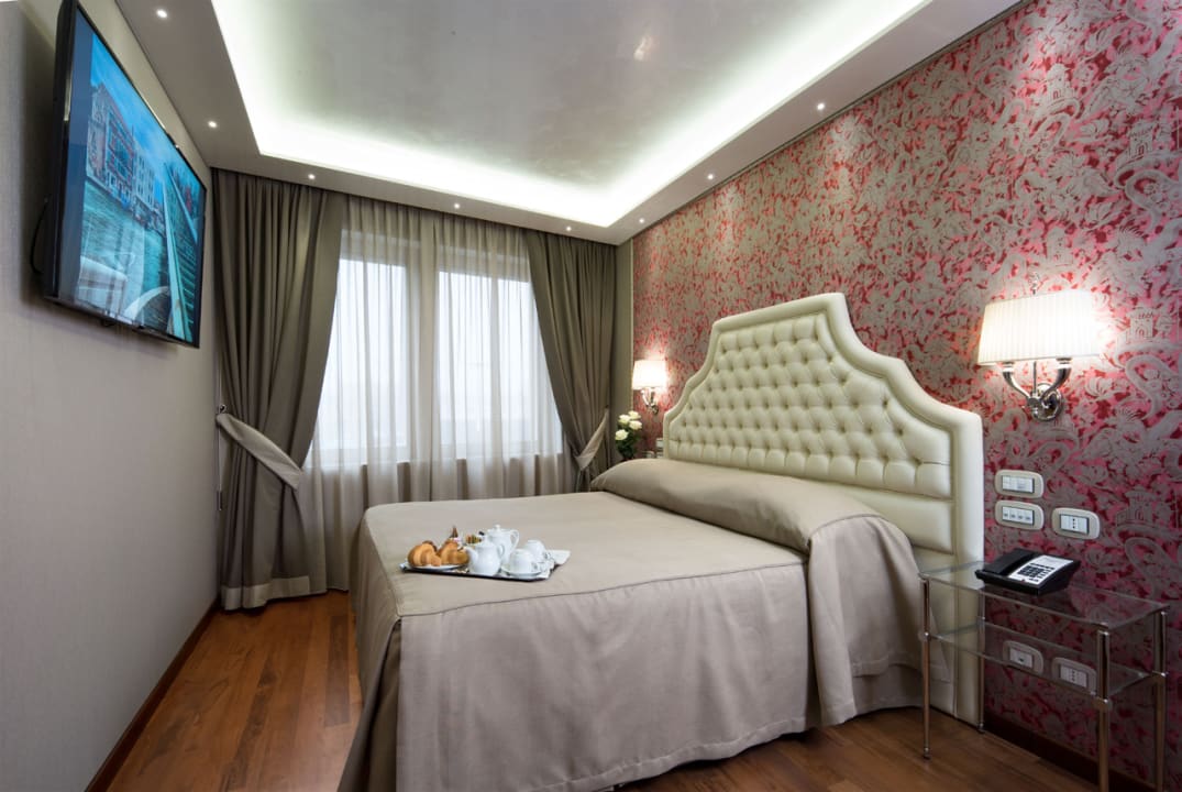 Zimmer Hotel Santa Chiara & Residenza Parisi