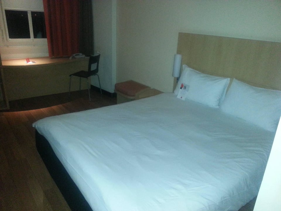 Doppelzimmer ibis Hotel Paris Montmartre 18ème