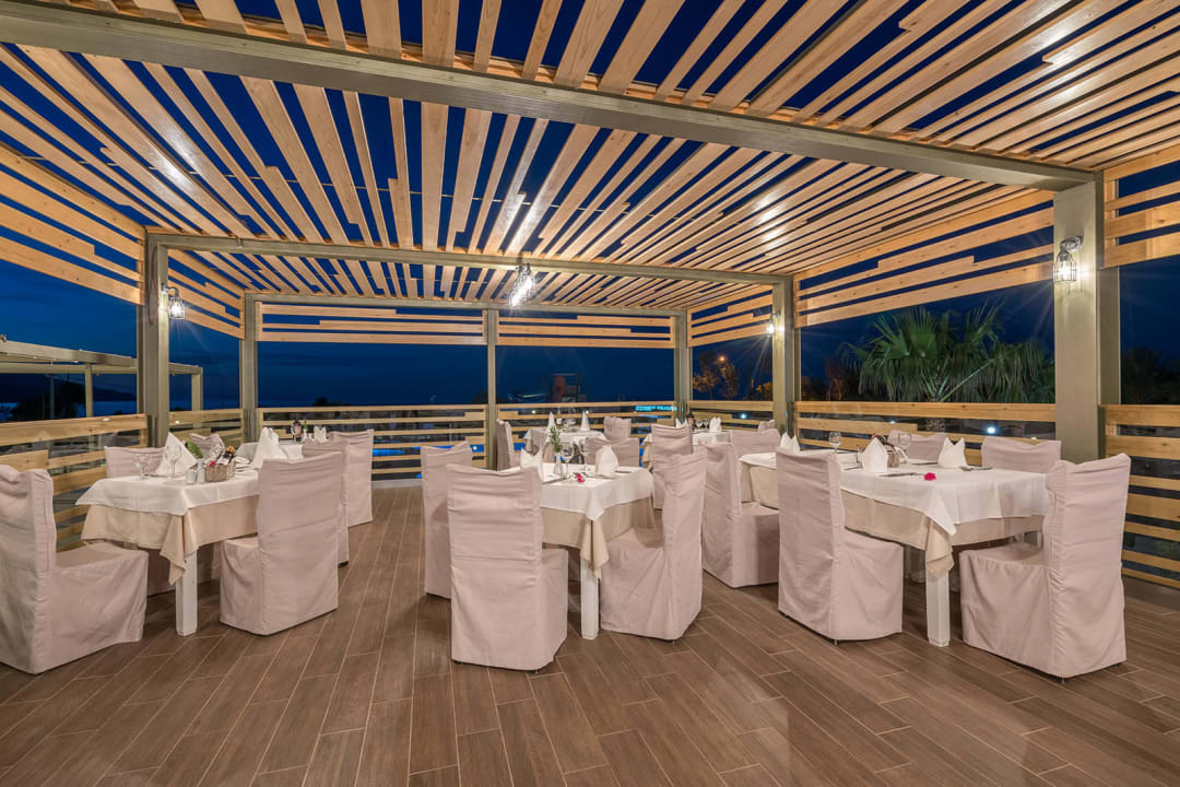 Italian Restaurant HARPIN Georgioupolis Resort Aquapark & SPA