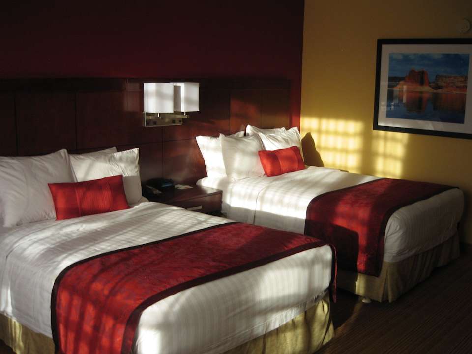 Betten Courtyard Page at Lake Powell