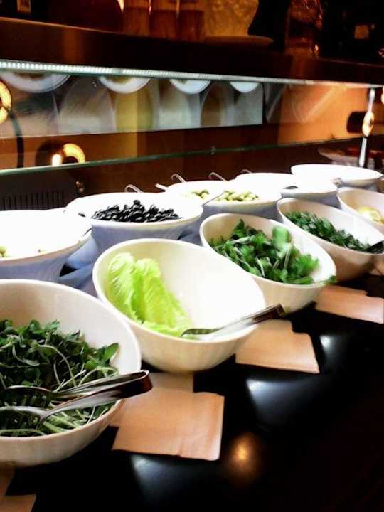 Salate Seaden Corolla Hotel