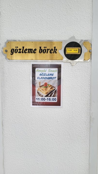 Gastro Royal Taj Mahal Hotel