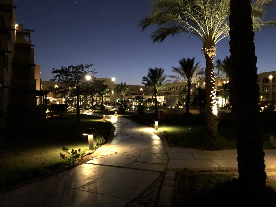 Garten Mövenpick Waterpark Resort & Spa Soma Bay