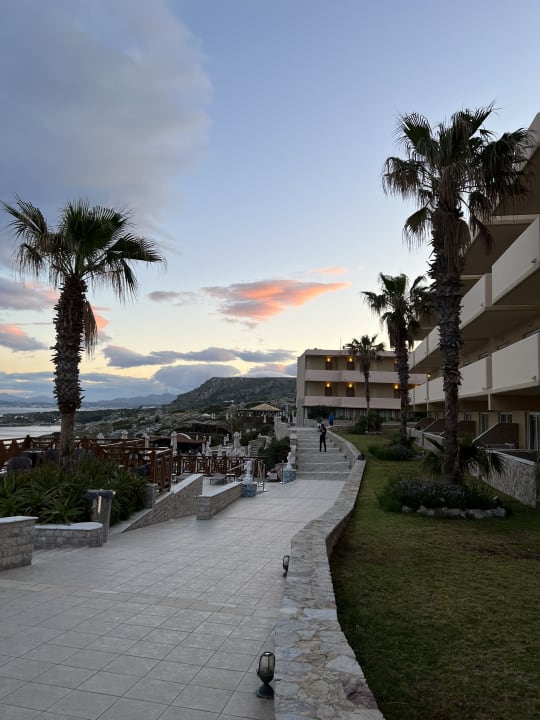 Gartenanlage Hotel Kalithea Horizon Royal