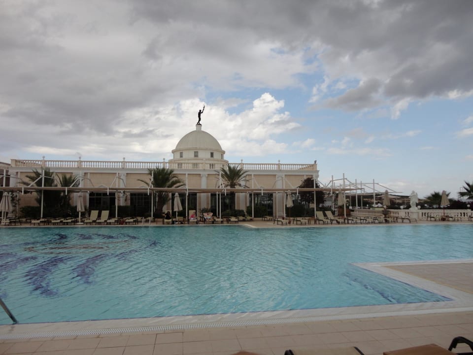 Basen Kaya Artemis Resort