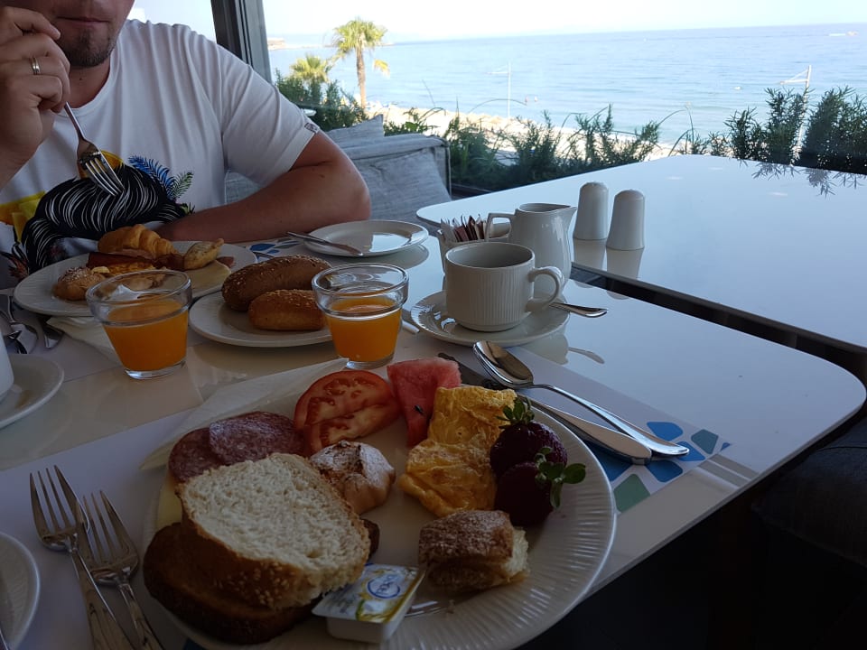 Gastro Ikones Seafront Luxury Suites