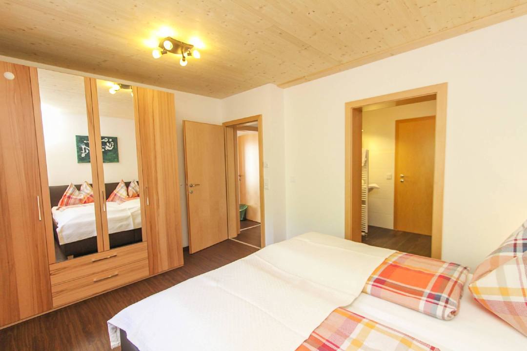 Schlafzimmer Top 5 Appartementhaus CASAMARAI