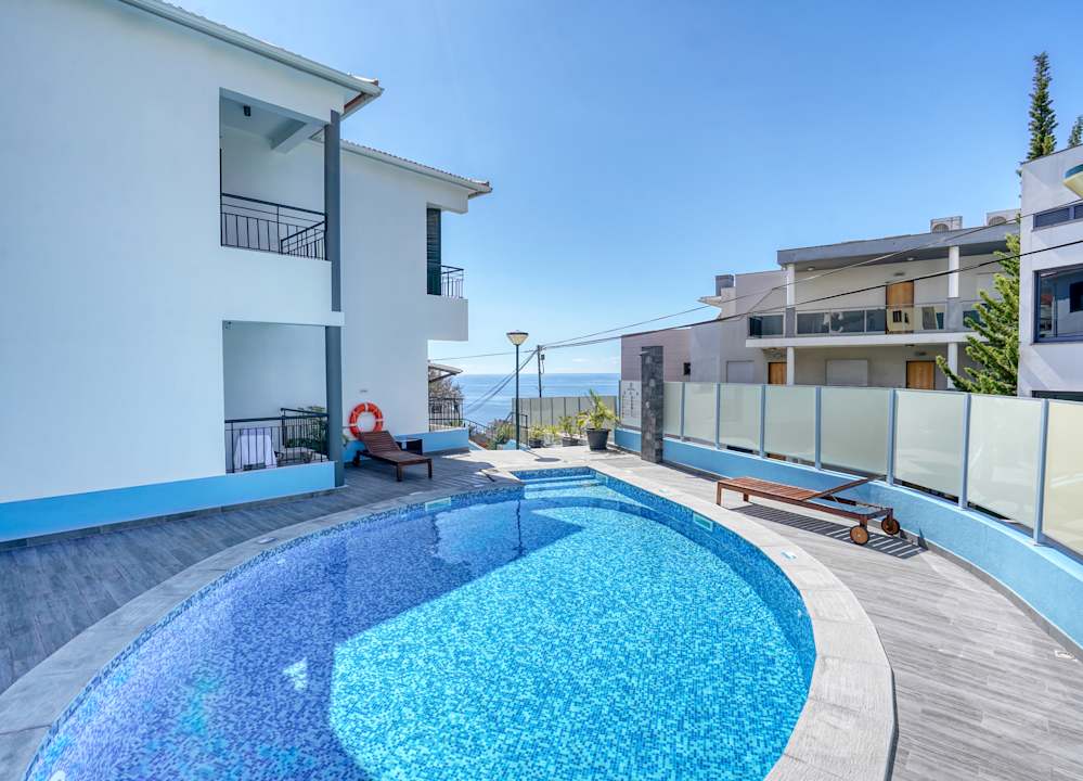 Pool Vila Camacho Guest House