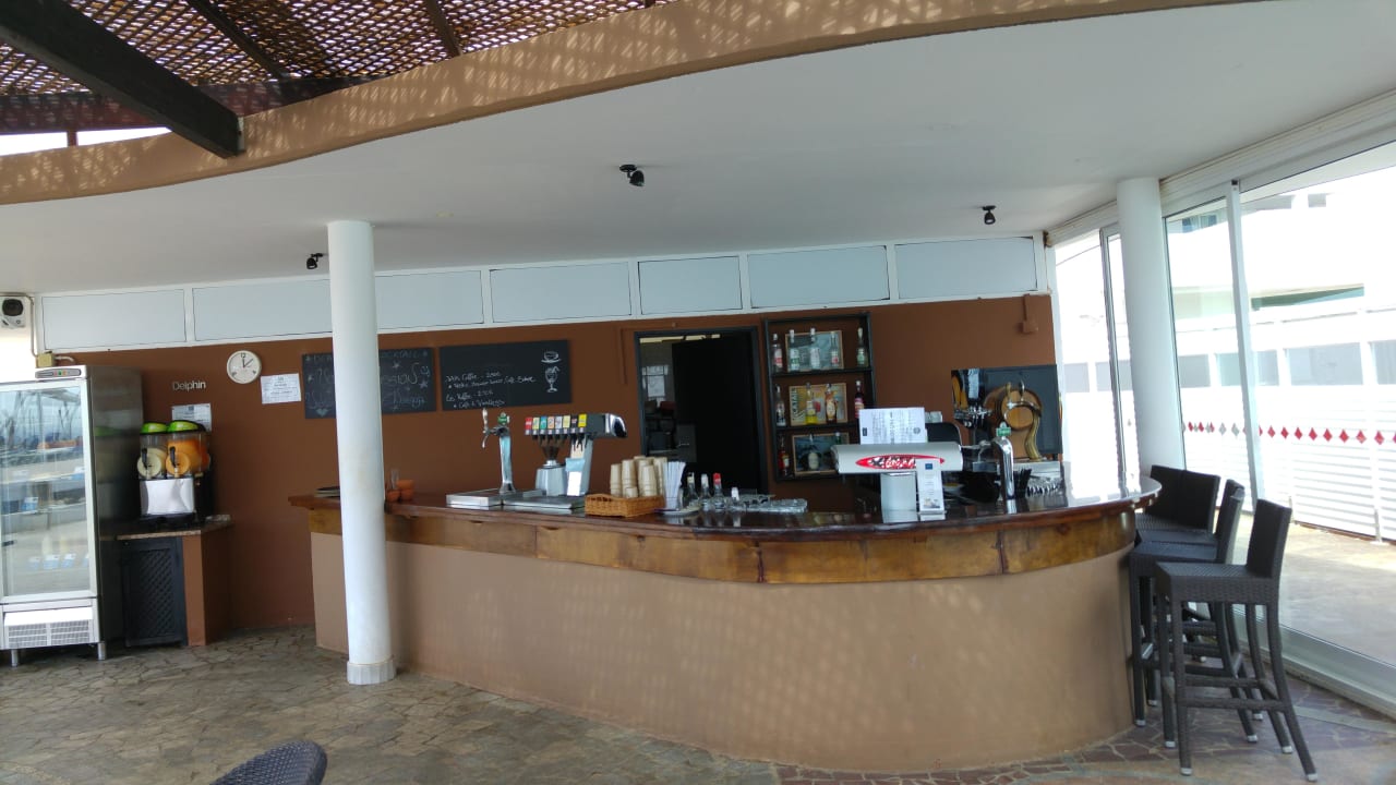 Delphinbar beim Dachpool allsun App.-Hotel Esquinzo Beach