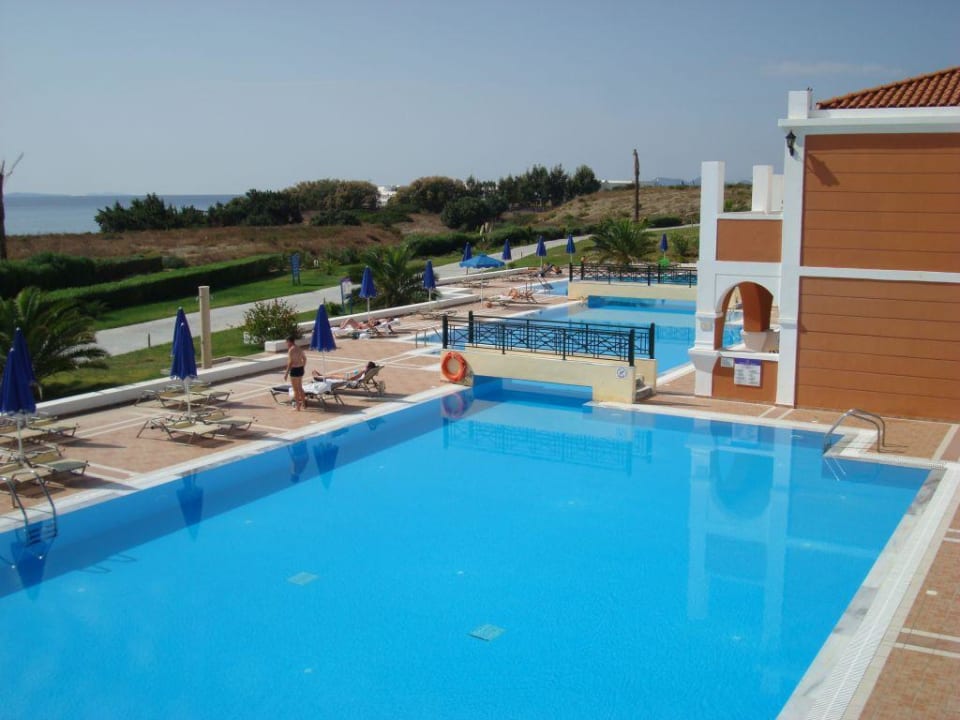 Unterer Pool Porto Bello Royal