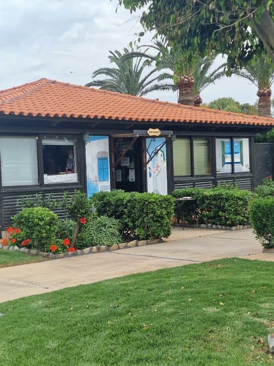 Gartenanlage Anissa Beach & Village