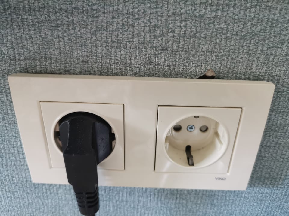 Zimmer Well Palace Side