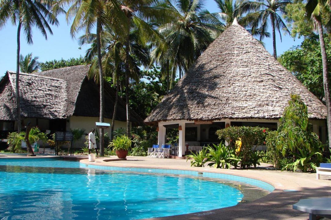 Basen Kilifi Bay Beach Resort