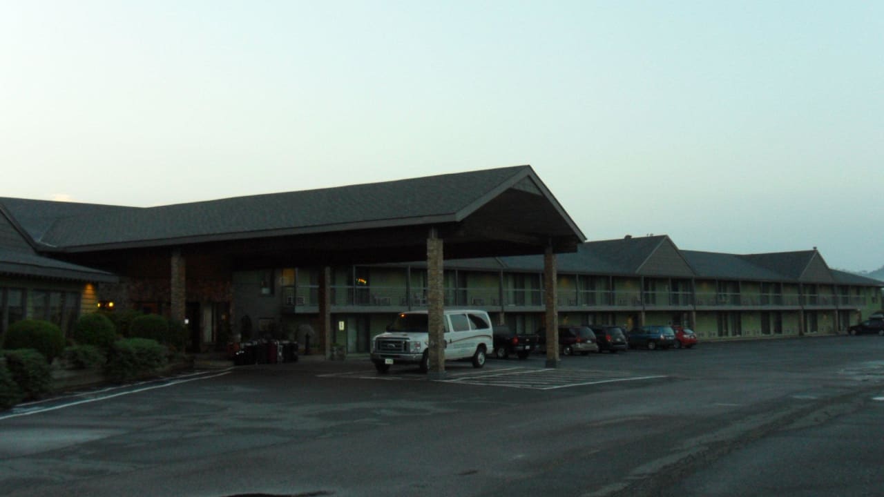Eingang Best Western Nor'Wester Hotel & Conference Centre