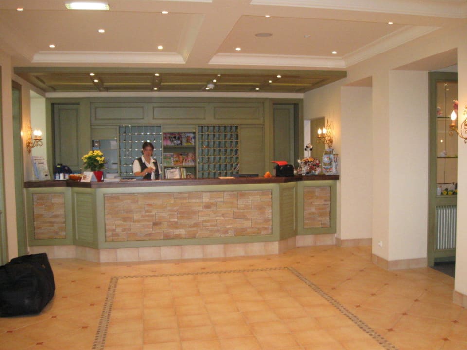 Rezeption OptimaMed Gesundheitsresort Bad Mitterndorf