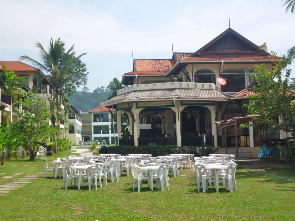 Blick auf Restaurantbereich  Hive Khaolak Beach Resort