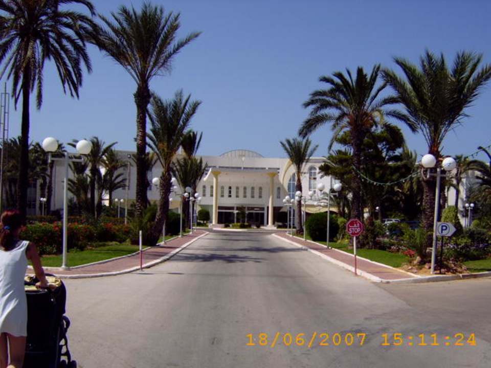 Außenanlage Ruspina Beach Resort