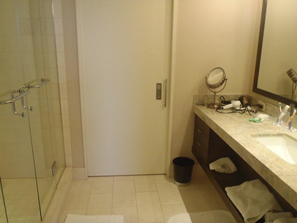 Badezimmer mit Dusche und sep. WC Apartments The Fairmont Heritage Place Ghirardelli Square