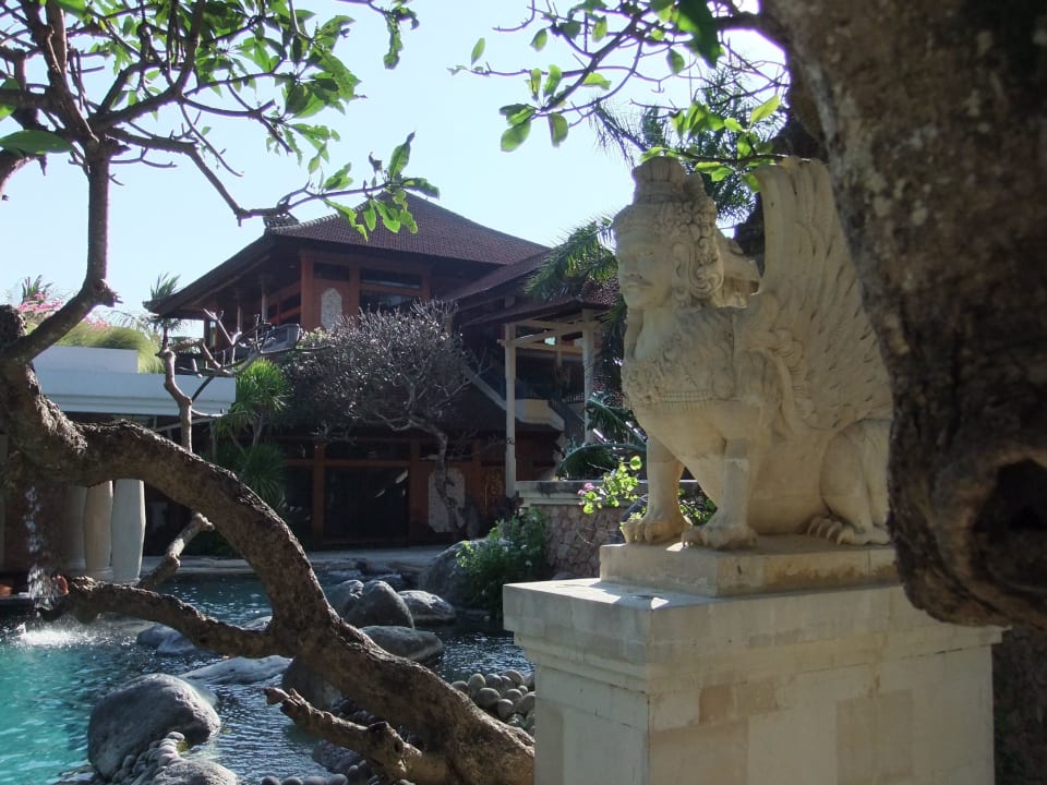 Ein Tempel kein Hotel Puri Santrian