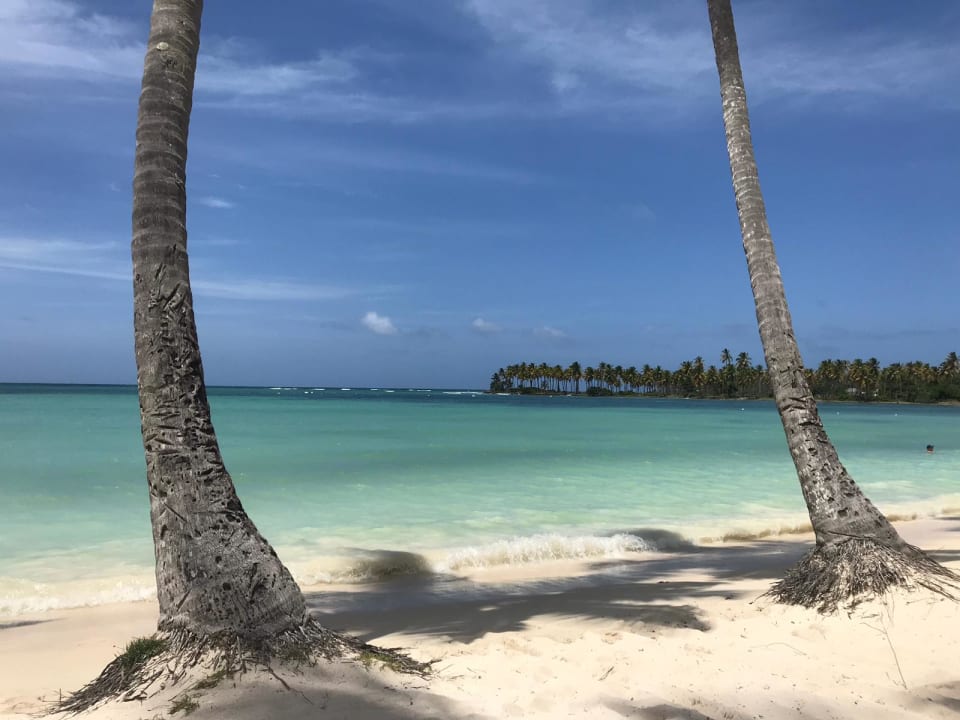 Strand Wyndham Alltra Samana