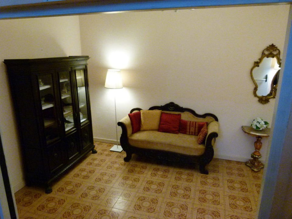 Eingang Treppenhaus La Quiete Park Hotel